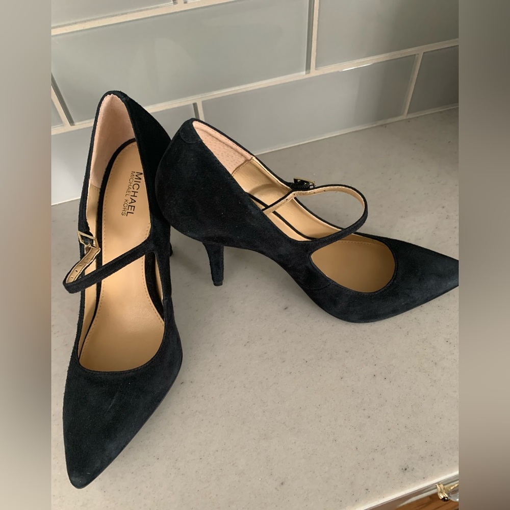 Michael Kors Black Sued Pump -size 7.5